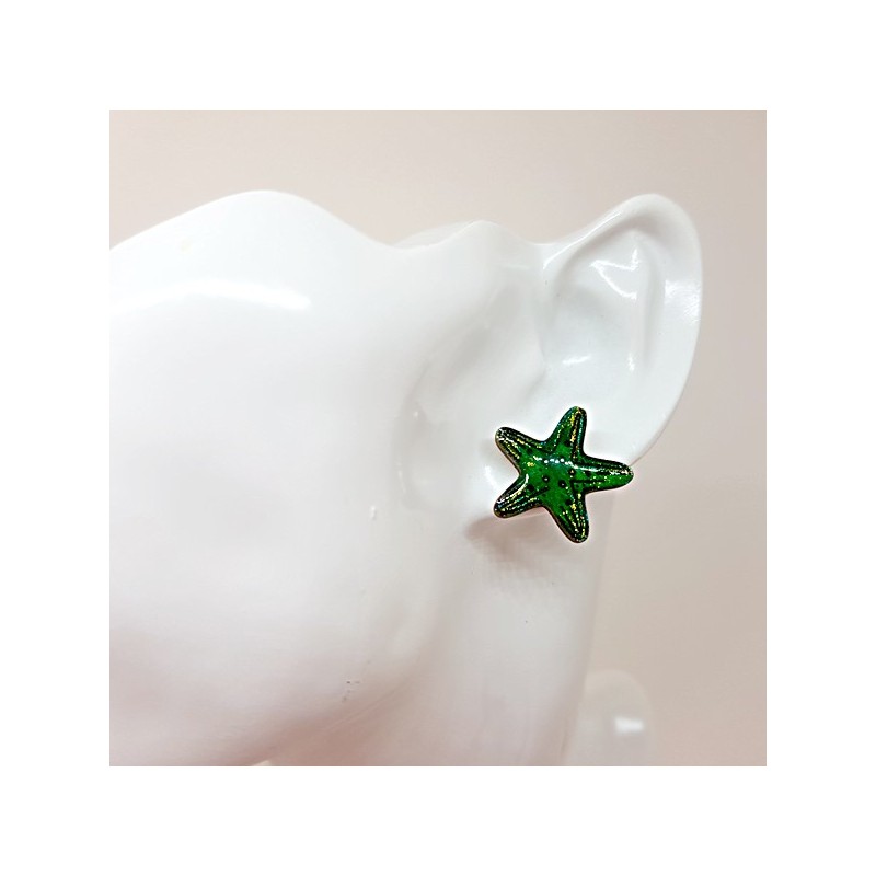 Bouton puce d'oreille étoile de mer vert et doré fait main Bouton puce d'oreille étoile de mer vert et doré fait main