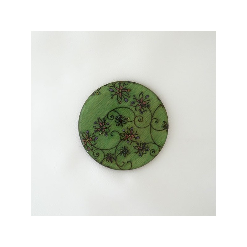Broche fantaisie femme à volutes de fleurs vert bijou original Broche fantaisie femme à volutes de fleurs vert bijou original