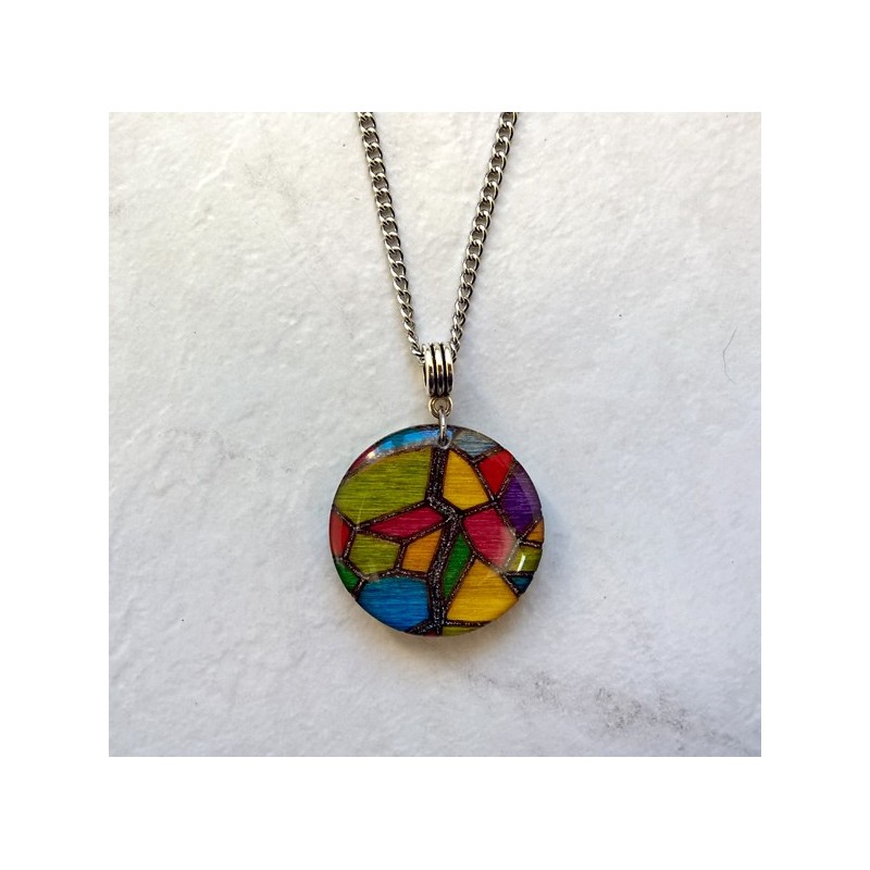 pendentif collier vitrail medieval bijou original avec belle chaîne acier inoxydable pendentif collier vitrail medieval bijou original avec belle chaîne acier inoxydable