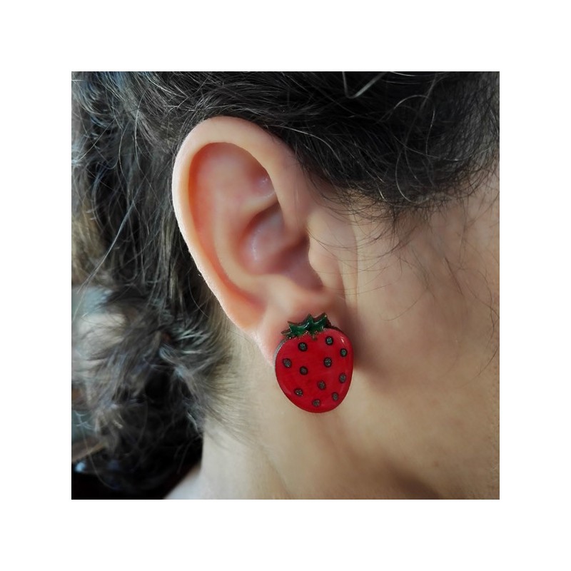 Boucle d'oreille fraise boucle d'oreille fantaisie pour enfant ou adulte, personnalisable sur demande Boucle d'oreille fraise boucle d'oreille fantaisie pour enfant ou adulte, personnalisable sur demande