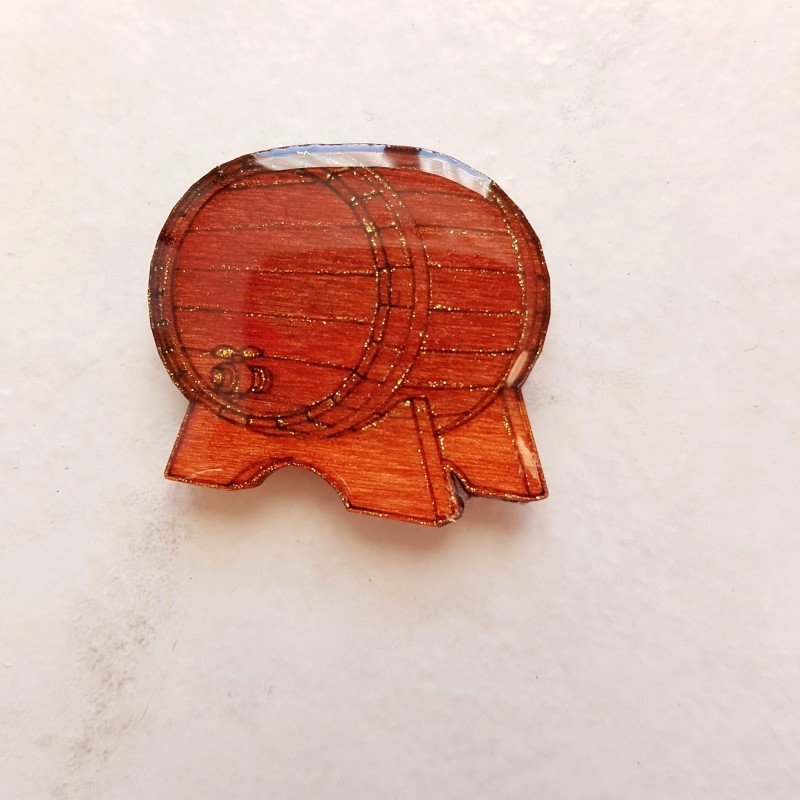 Magnet tonneau de vin cadeau utile pratique façon bijou Magnet tonneau de vin cadeau utile pratique façon bijou