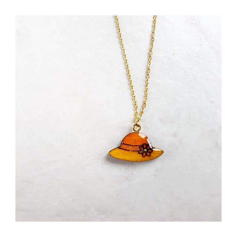 Collier fantaisie chapeau orange et doré Collier fantaisie chapeau orange et doré