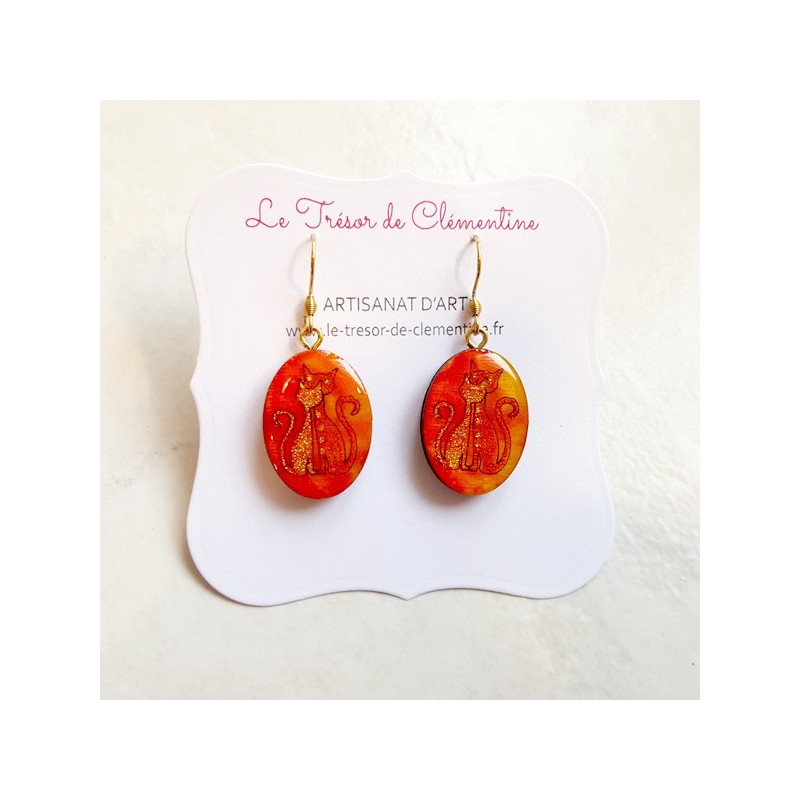 Boucle oreille fantaisie chat tons orange à feu Boucle oreille fantaisie chat tons orange à feu