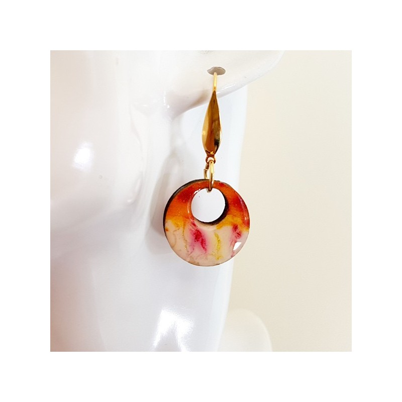Boucle d'oreille femme très chic orange et blanc marbré, création artisanale française, aspect émail, pièce unique, légères et c Boucle d'oreille femme très chic orange et blanc marbré, création artisanale française, aspect émail, pièce unique, légères et c